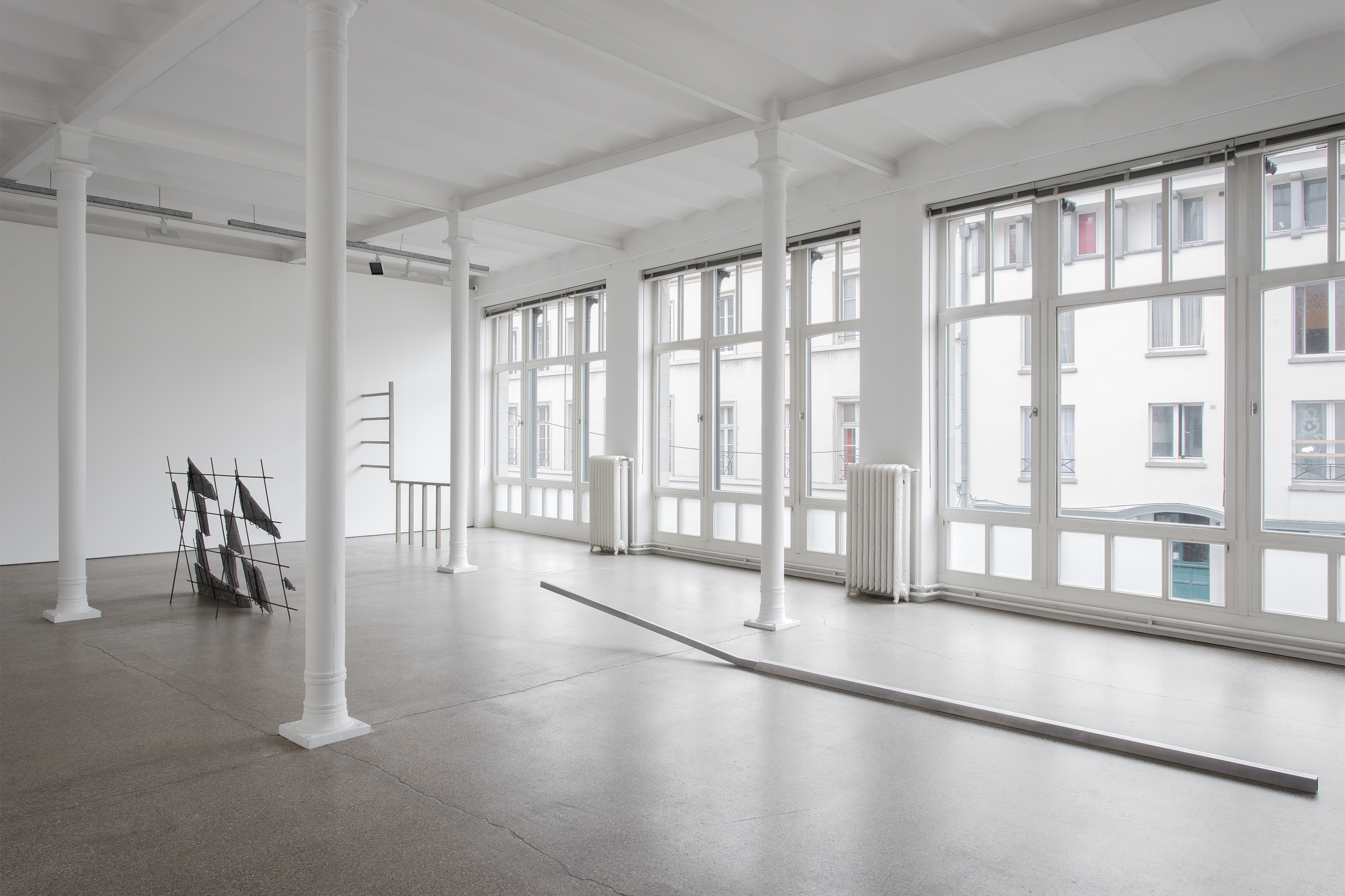 Forming space / Spacing form