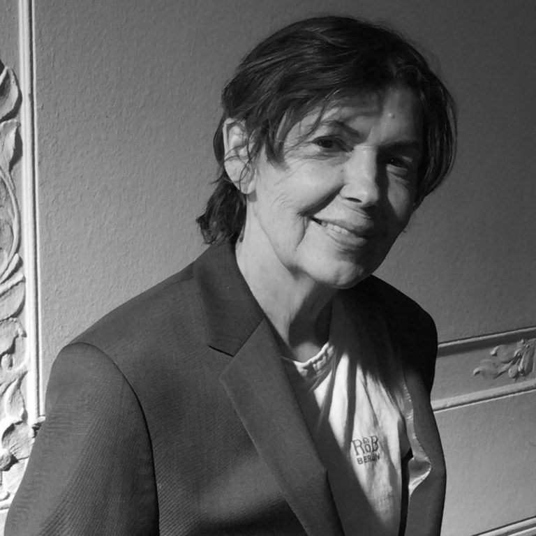Isa Genzken