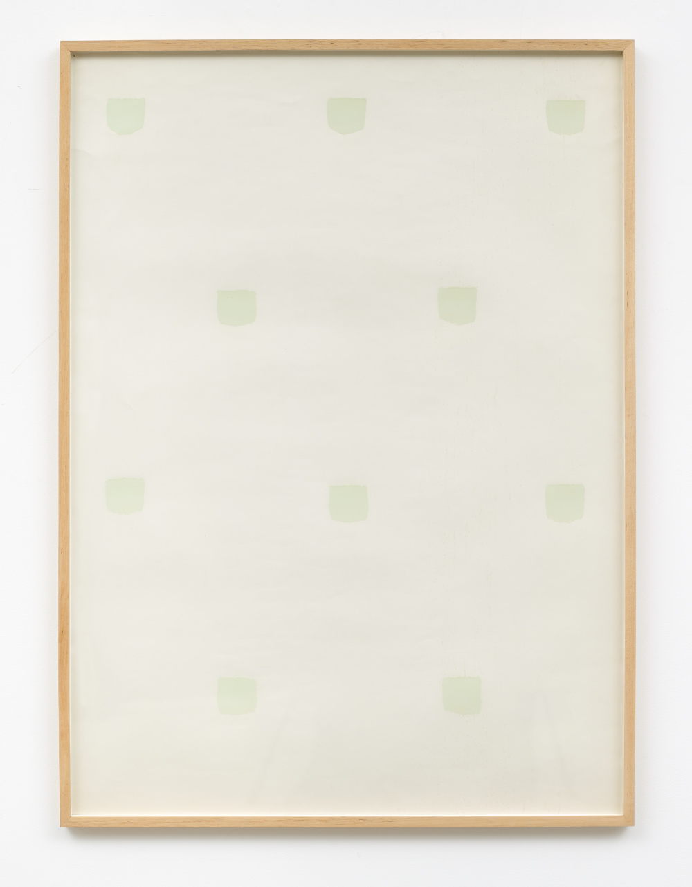 Empreintes de pinceau N°50 répétées à intervalles réguliers de 30 cm (“Miroir d’eau”)